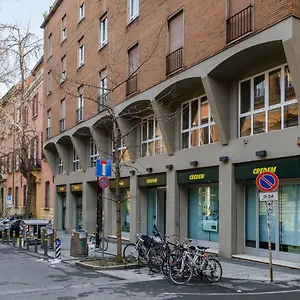Apartamento Piazza De' Calderini By Wonderful Italy Bolonia